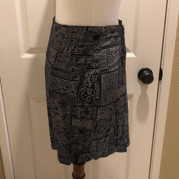 Vintage Kensington Square wrap skirt in EUC - Picture 6 of 7